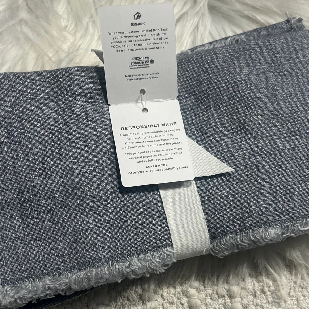 Pottery Barn Frayed Linen Napkins Gray Set of 4 22x22 NWT Table Linens